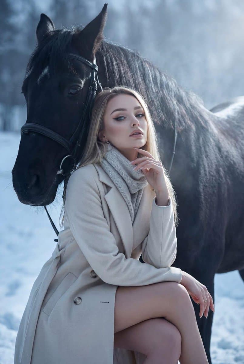 Prompt 1994263741006008758