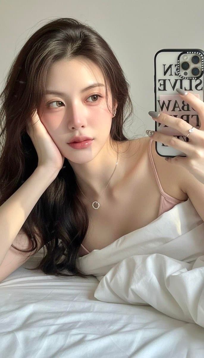 Prompt 1992838971030647050